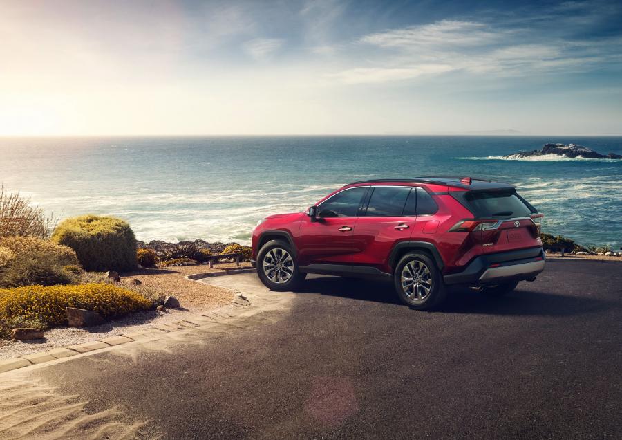  Toyota RAV4 Limited 2018 года  (NA) (фото 3 из 44)